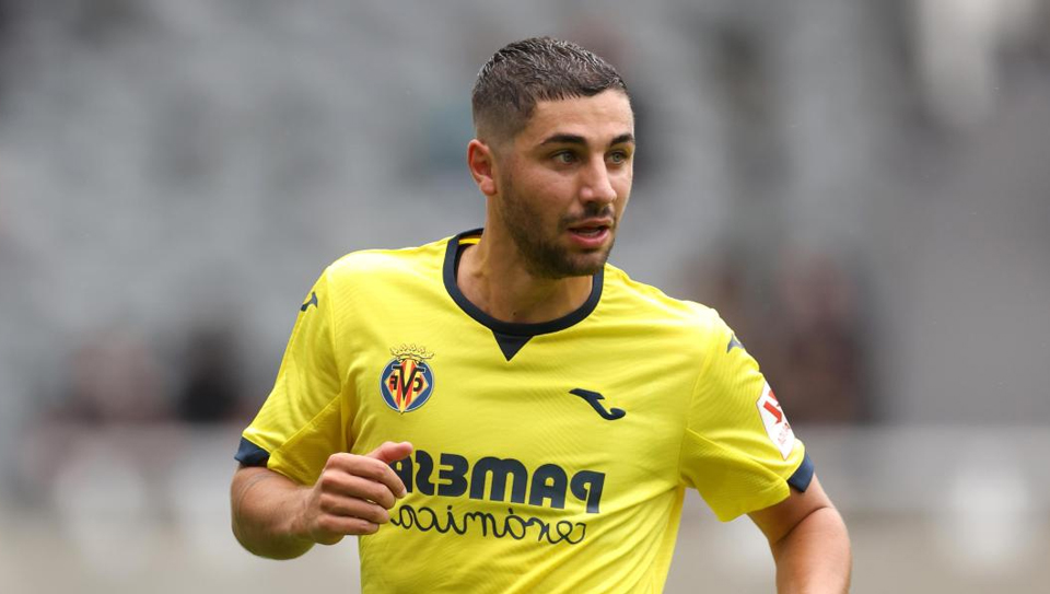 tieu su Santi Comesana