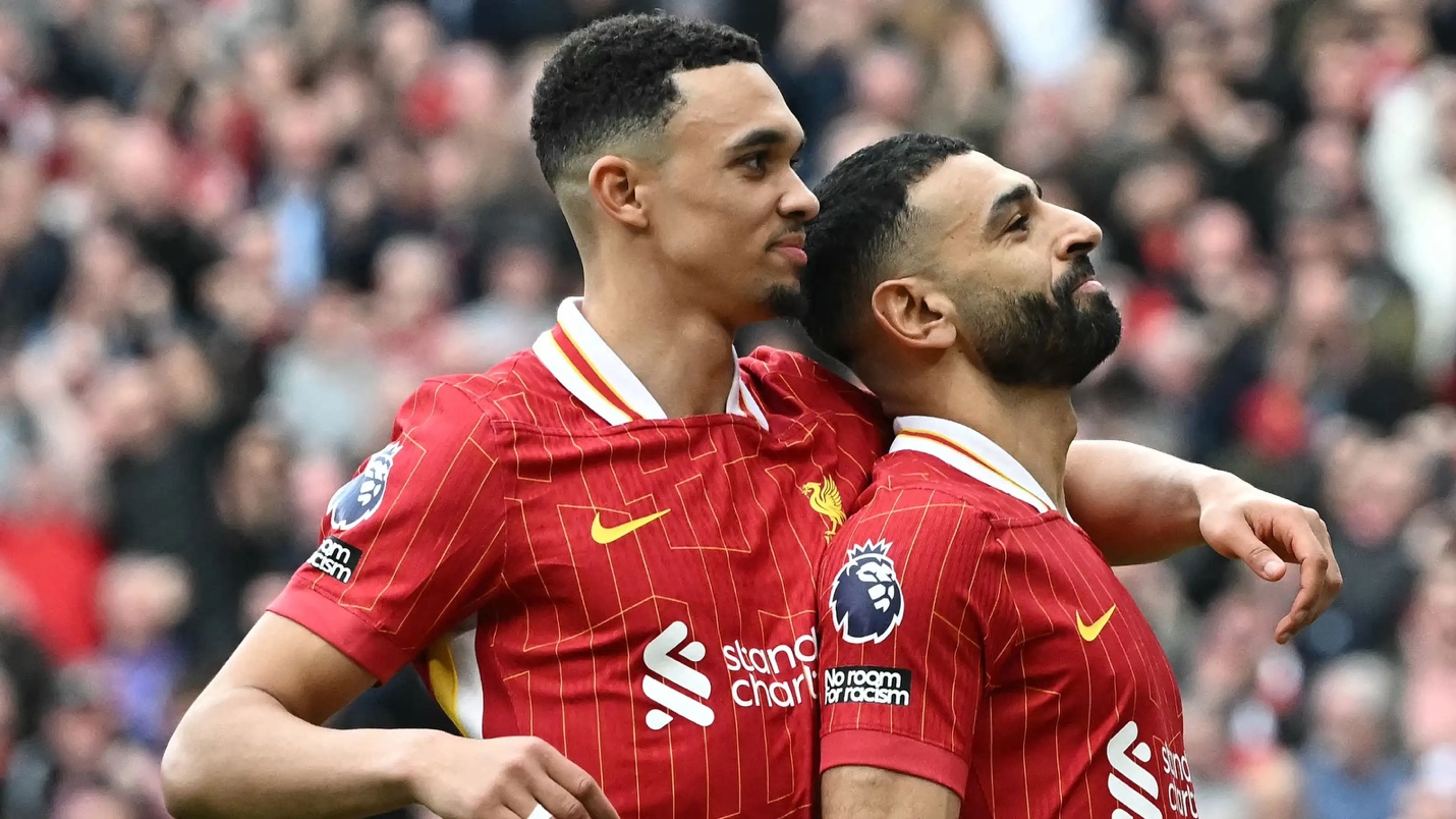 Nếu Salah yêu Liverpool, tại sao anh lại quăng bom vào đội bóng giữa mùa như thế 5 Nếu Salah yêu Liverpool, tại sao anh lại quăng bom vào đội bóng giữa mùa như thế 5