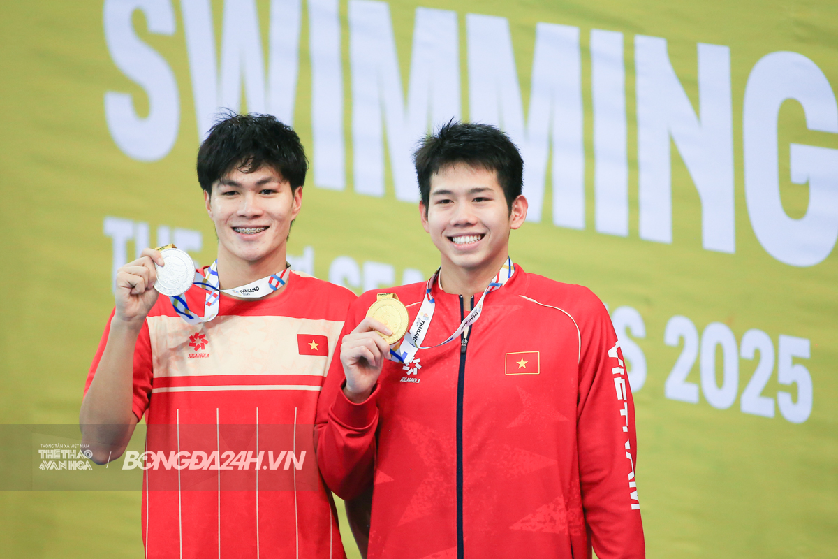 Nguyễn Quang Thuấn Vượt qua tượng đài để bước ra ánh sáng 1 Nguyễn Quang Thuấn Vượt qua tượng đài để bước ra ánh sáng 1