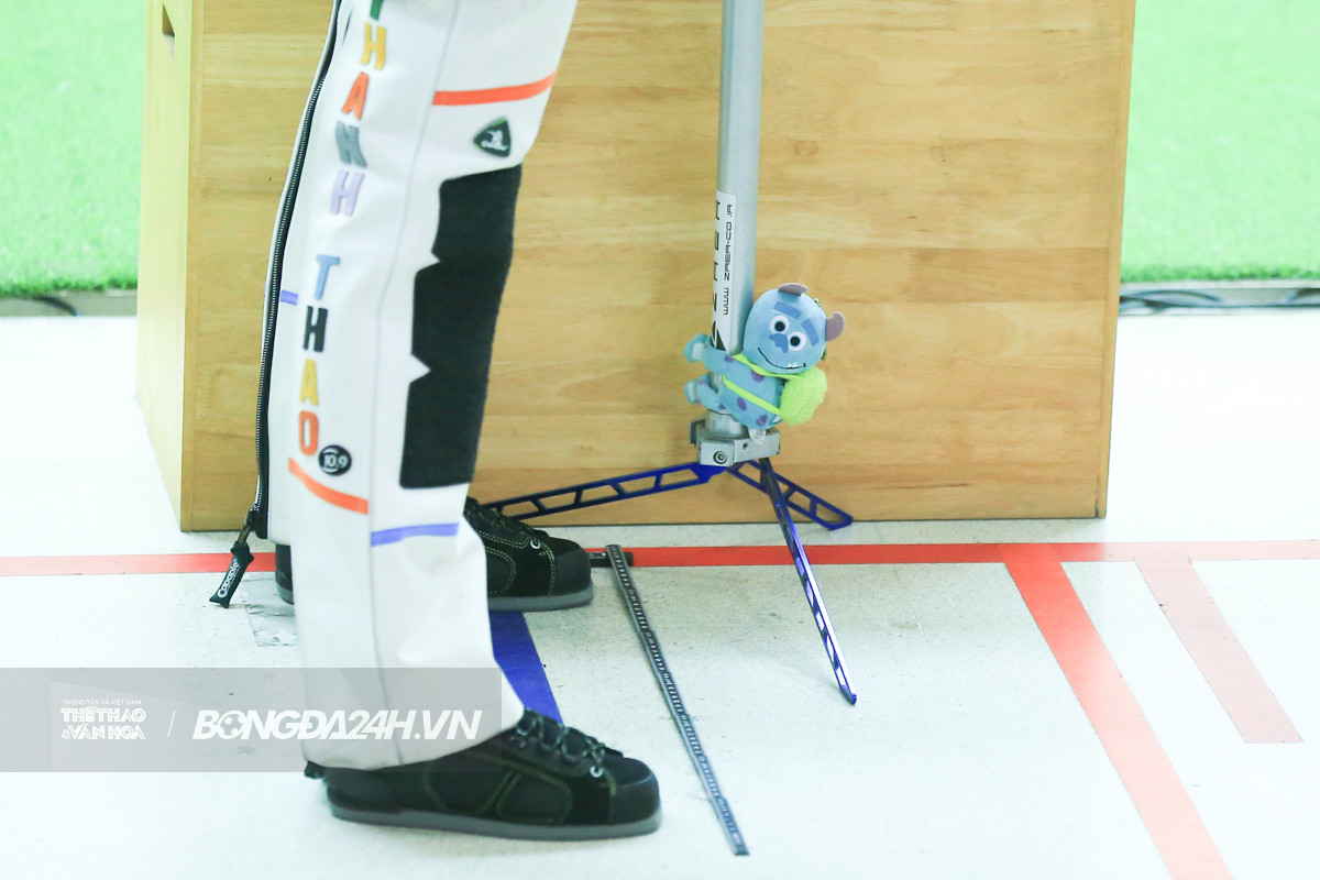 Bộ đồ đặc biệt của hoa khôi bắn súng Phí Thanh Thảo 3