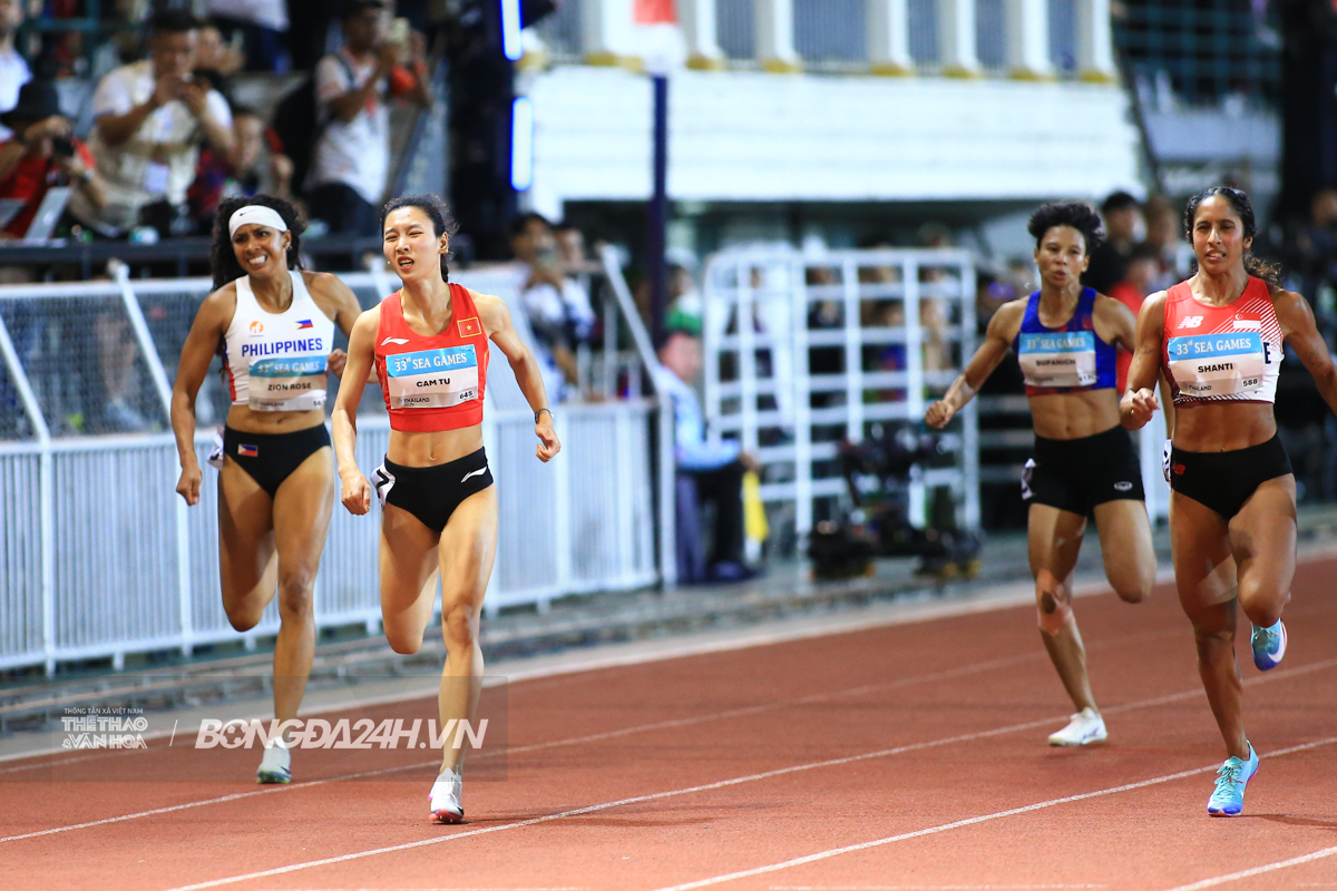 Lê Thị Cẩm Tú và tấm HCB quý như Vàng ở tuổi 20 1 Lê Thị Cẩm Tú và tấm HCB quý như Vàng ở tuổi 20 1