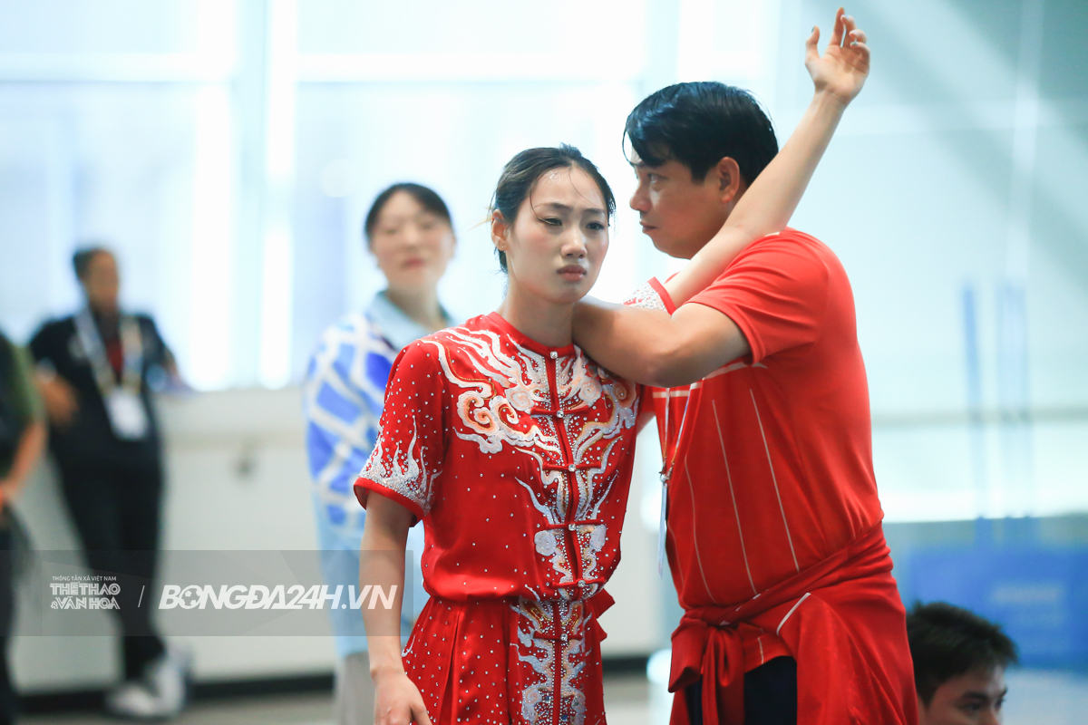 Hotgirl wushu nén đau thi đấu, giành HCB cho Việt Nam 1 Hotgirl wushu nén đau thi đấu, giành HCB cho Việt Nam 1