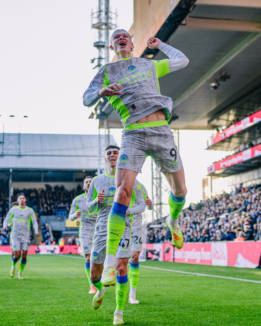 Khi Foden và Haaland cùng tần số 1 Khi Foden và Haaland cùng tần số 1