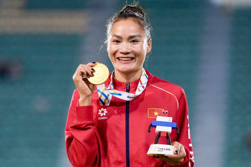 Cú “vượt rào” ngoạn mục của Quách Thị Lan 2 Cú “vượt rào” ngoạn mục của Quách Thị Lan 2