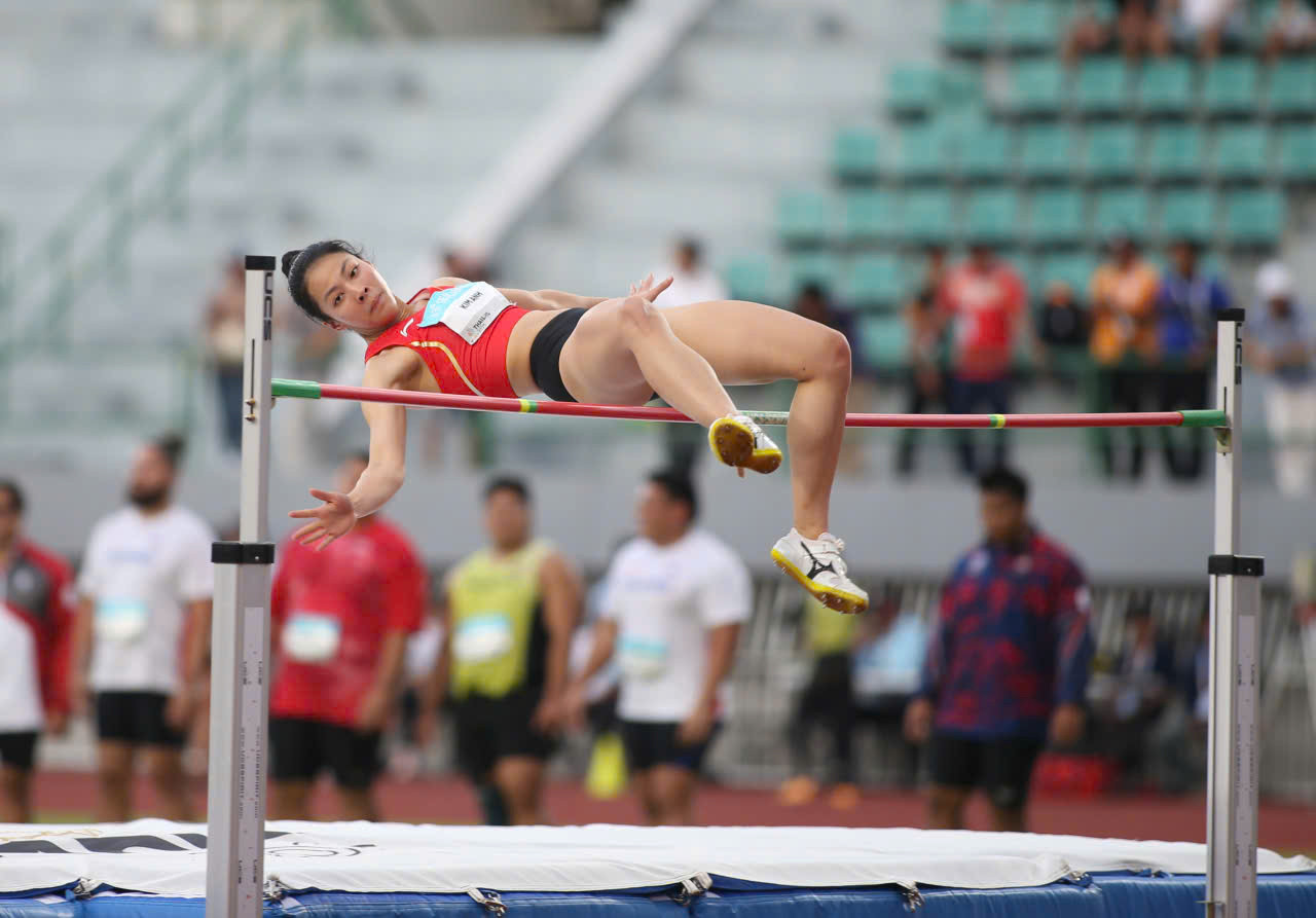 nhay-cao-viet-nam-2592 nhay-cao-viet-nam-2592