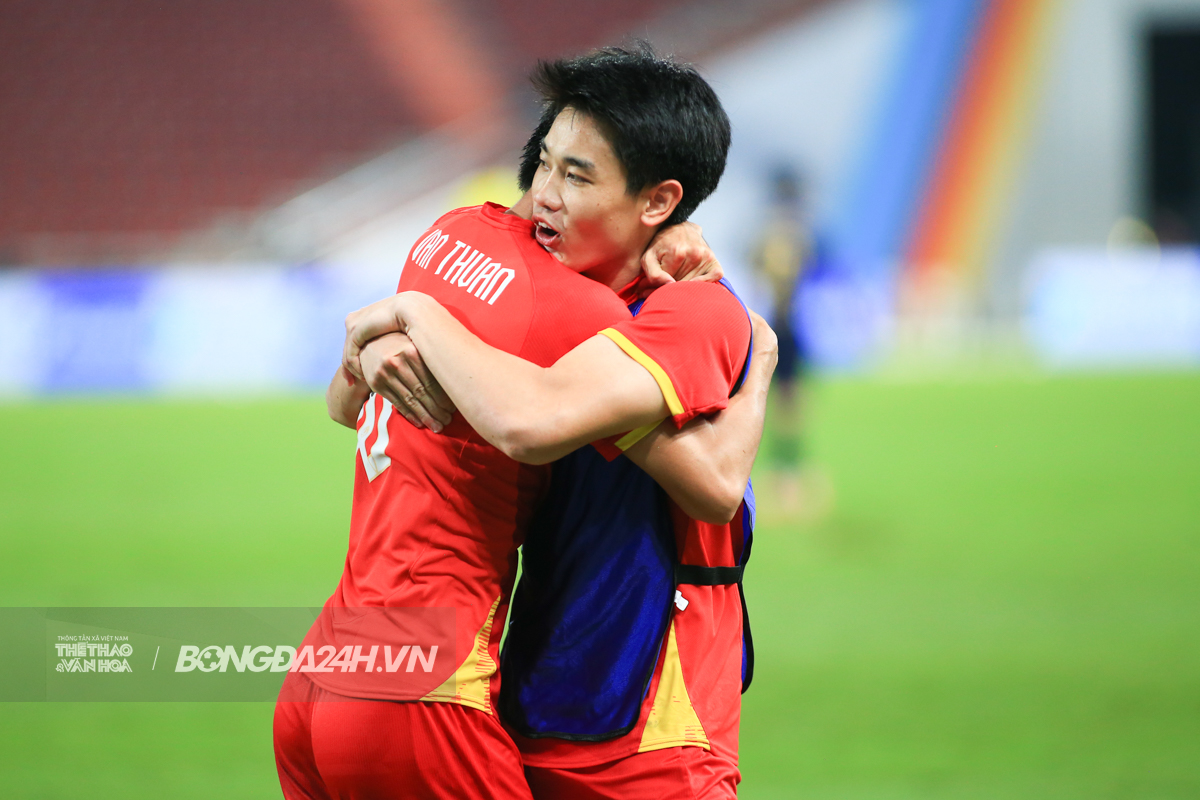 Ai xứng đáng đoạt Quả bóng vàng Việt Nam 2025 2