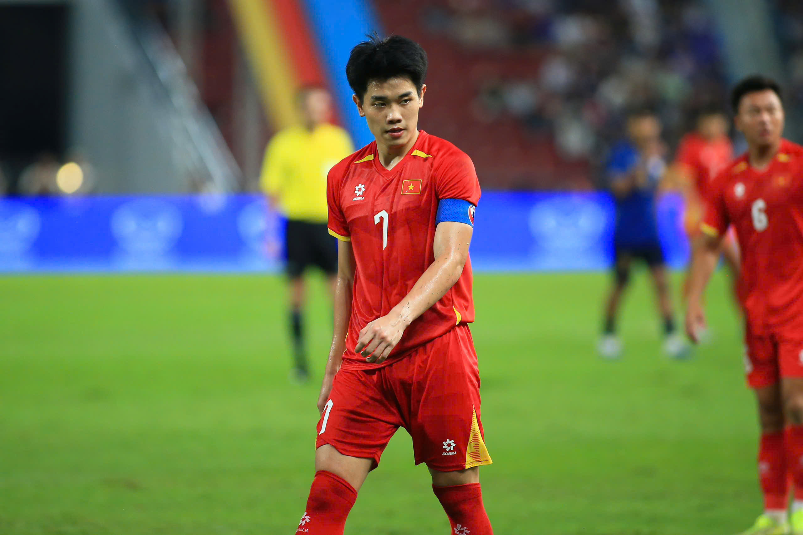 Nguyễn Đình Bắc Biểu tượng mới của bóng đá Việt Nam 3 Nguyễn Đình Bắc Biểu tượng mới của bóng đá Việt Nam 3