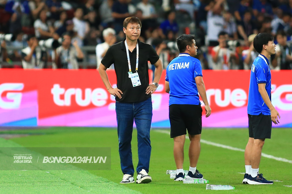 HLV Kim Sang Sik SEA Games 33 chung ket 18/12