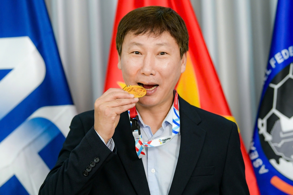 tam HCV dac biet cua HLV Kim Sang Sik