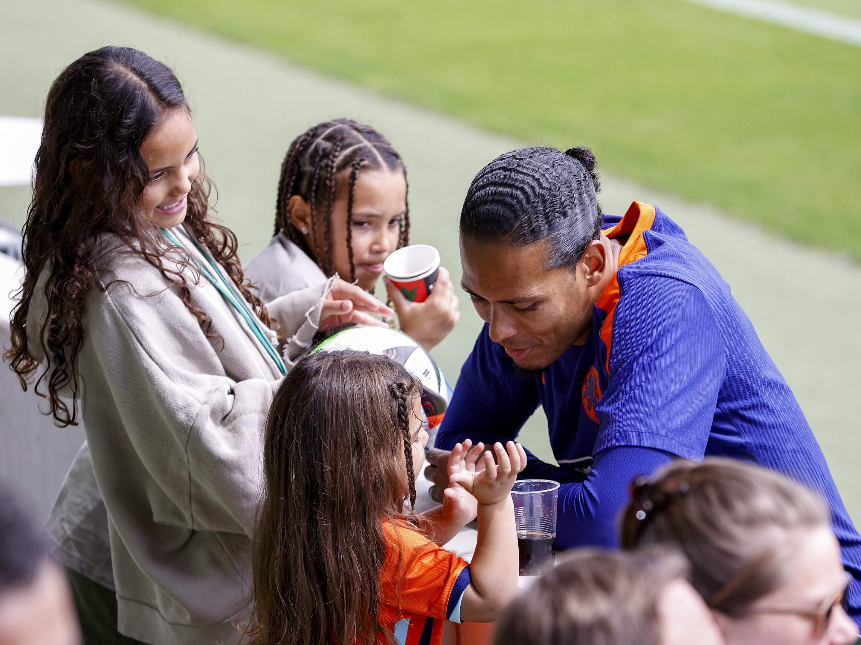 Virgil van Dijk Nhìn lại năm 2025 đầy thăng trầm 2