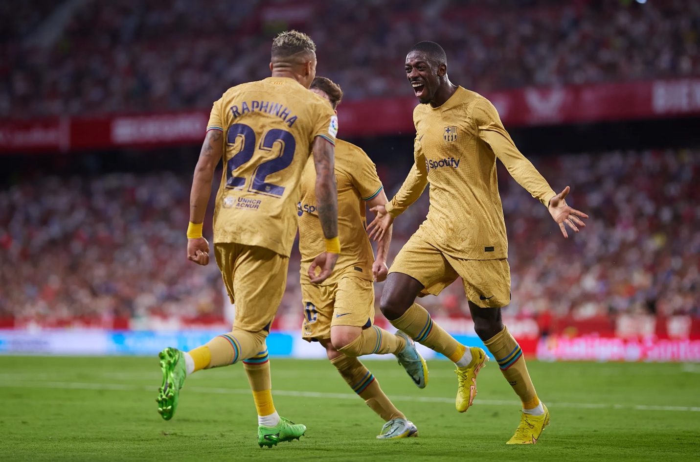 Raphinha và huyền thoại Sisyphus Lời ngợi ca dành cho người hùng thầm lặng của Barcelona 2 Raphinha và huyền thoại Sisyphus Lời ngợi ca dành cho người hùng thầm lặng của Barcelona 2