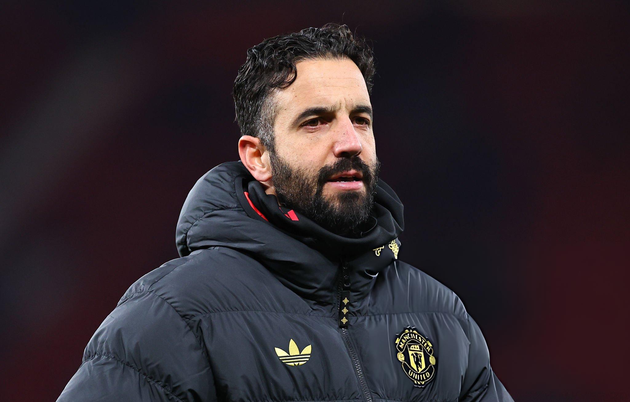 Ruben Amorim úp mở rạn nứt hậu trường ở Manchester United xoay quanh hệ thống chiến thuật 2