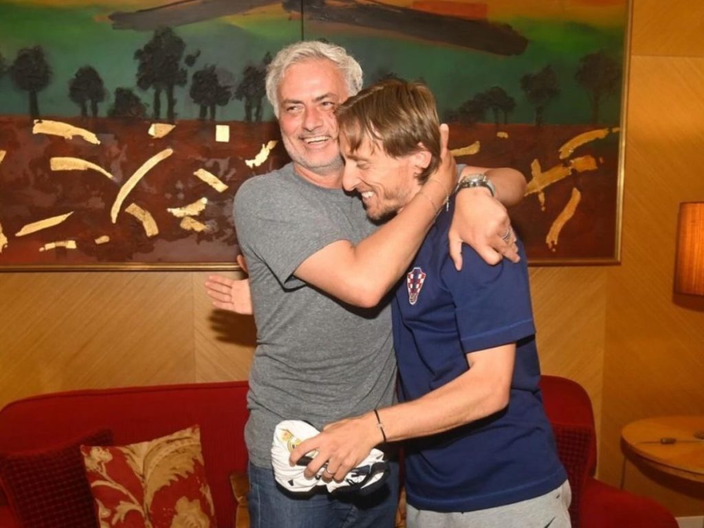 Luka Modric Nếu không đá bóng, tôi sẽ đi làm bồi bàn! 5