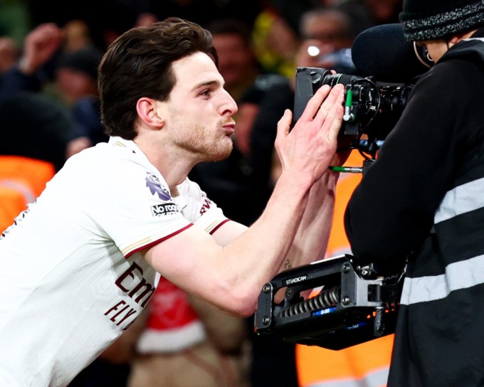 arsenal1-PNG-1767472348-5439-176