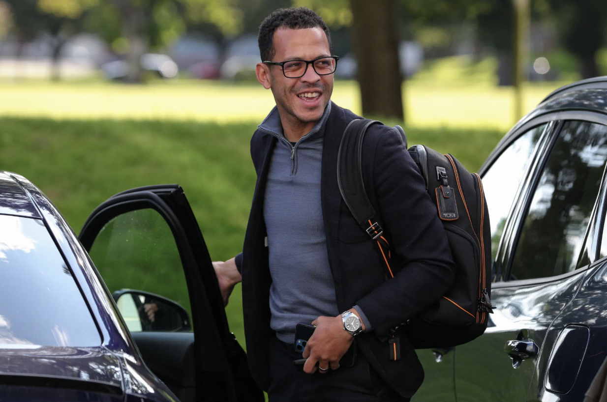 Liam Rosenior Khi sự nghiệp cầm quân đã được vạch sẵn từ nhỏ 1 Liam Rosenior Khi sự nghiệp cầm quân đã được vạch sẵn từ nhỏ 1