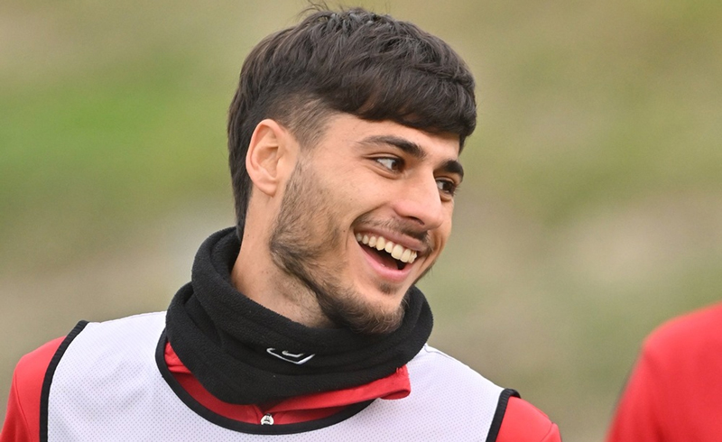 Tiểu sử tiền đạo Carlos Martin 1