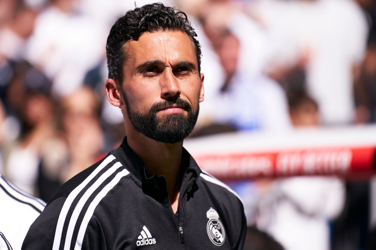 Real Madrid bo nhiem Alvaro Arbeloa lam huan luyen vien truong
