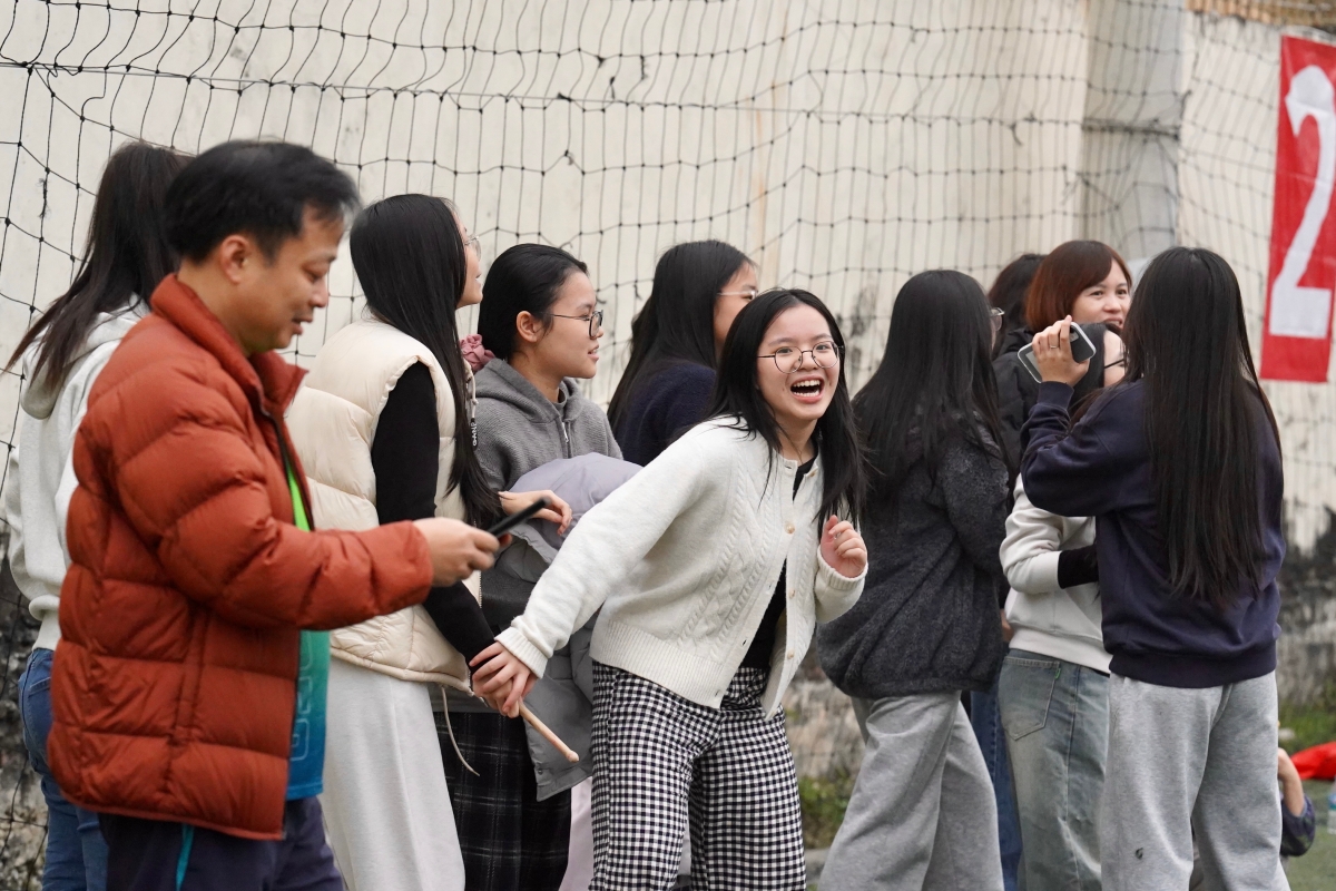 9A3 thi đấu bản lĩnh giành hạng Ba Giải Thể thao Lương Thế Vinh 10