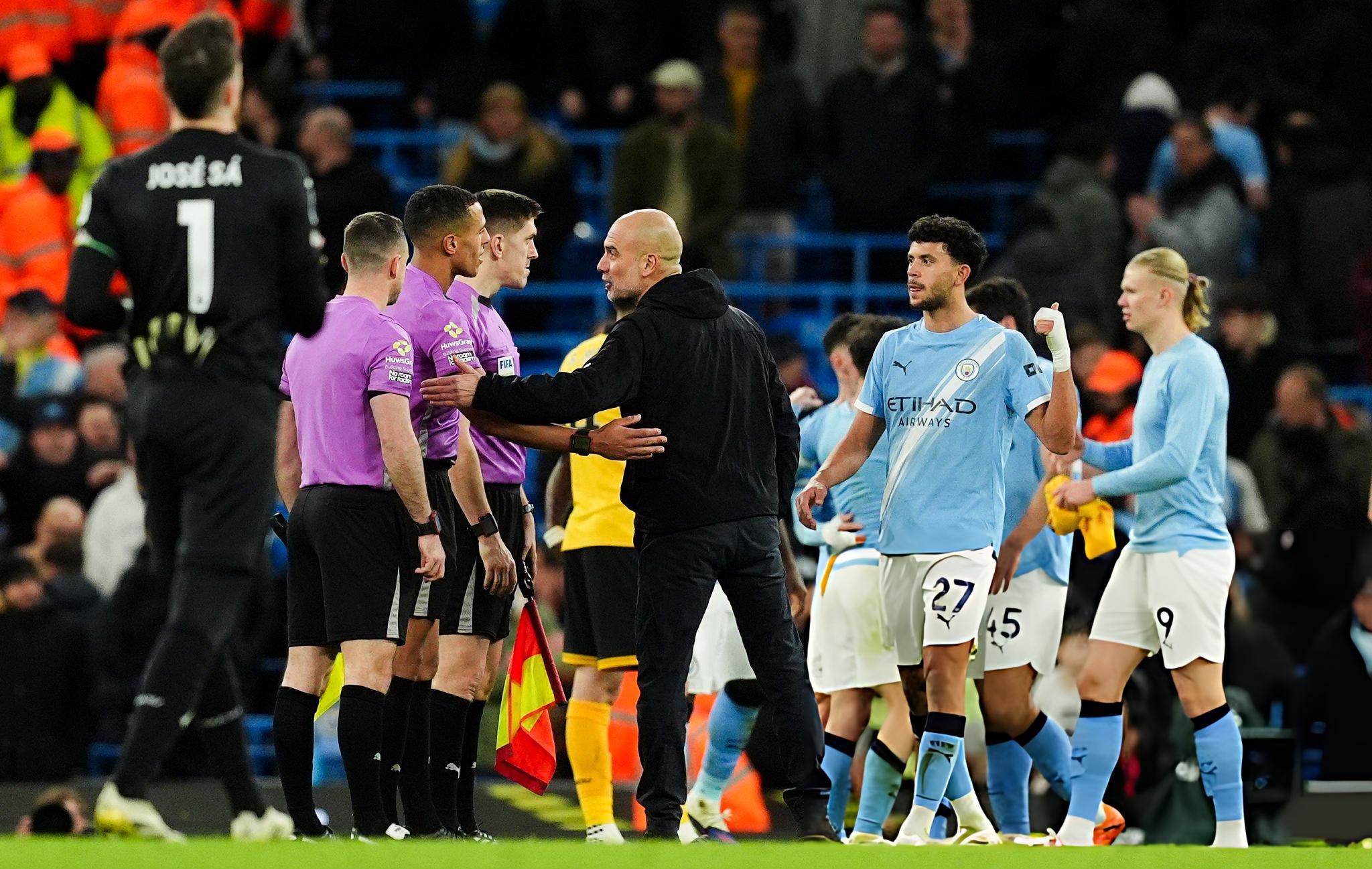 VIDEO Pep Guardiola cảm ơn Jose Mourinho 1