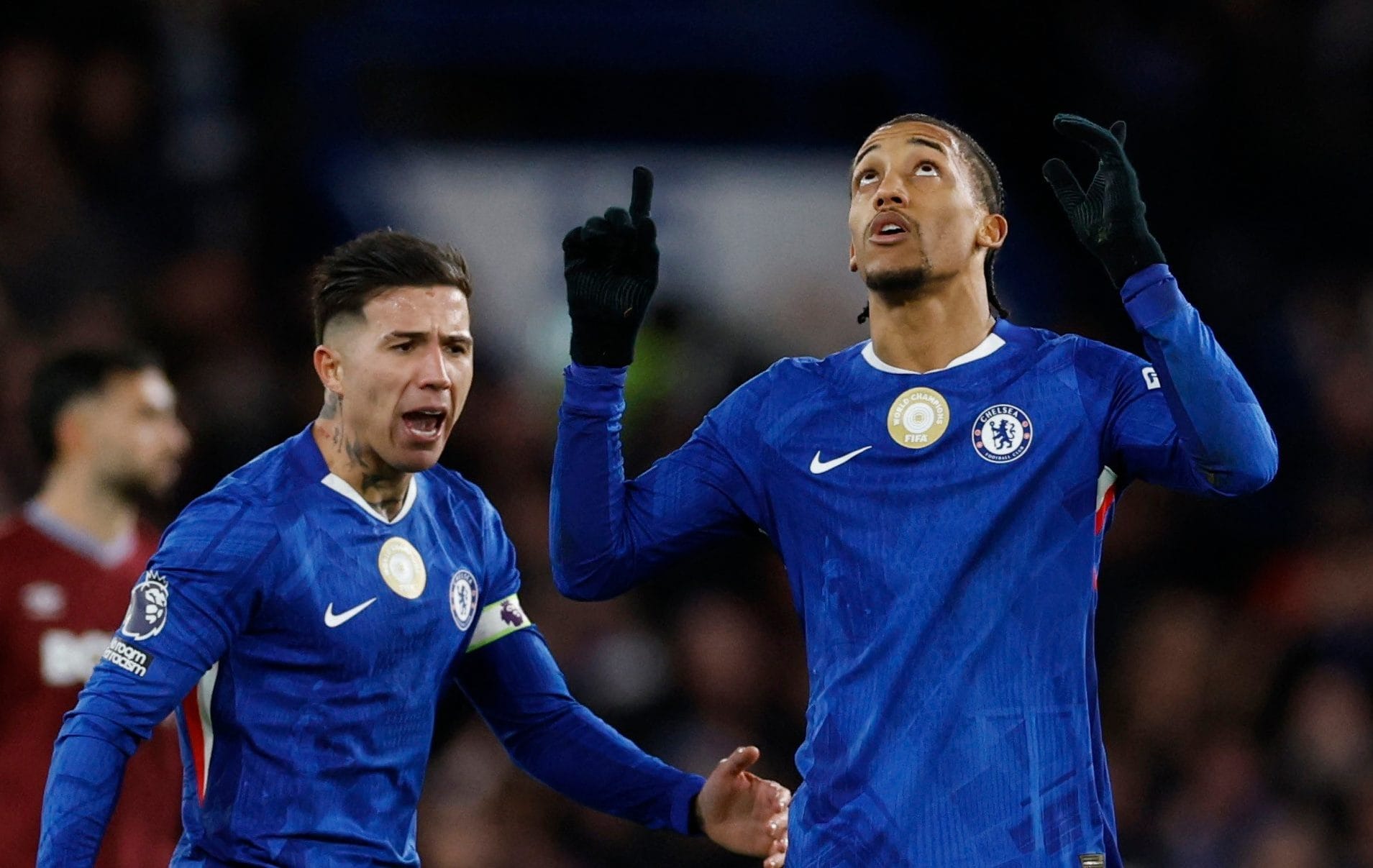 Joao Pedro thắp sáng Stamford Bridge 1 Joao Pedro thắp sáng Stamford Bridge 1