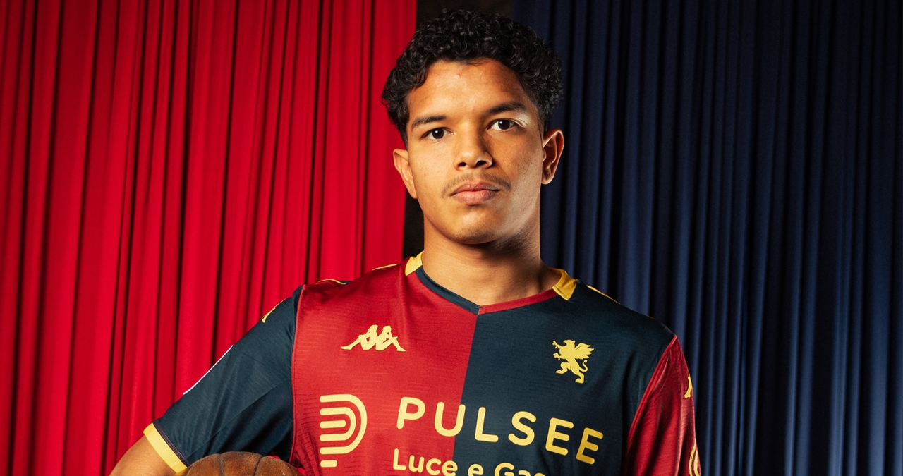 Tiểu sử cầu thủ Alex Amorim