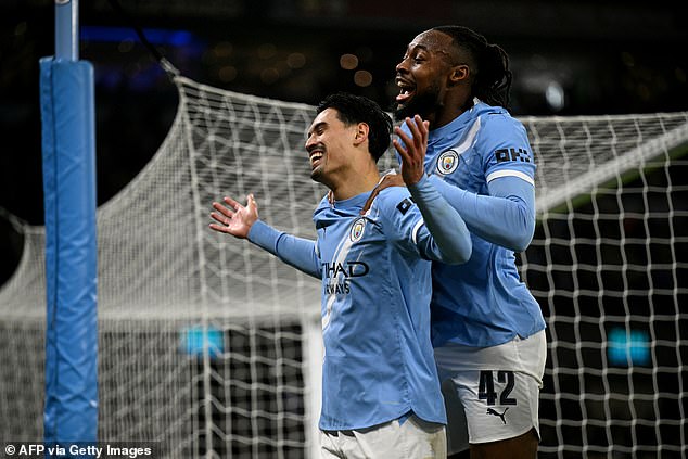 1770238365831_wide_galleryImage_Manchester_City_s_Dutch_m