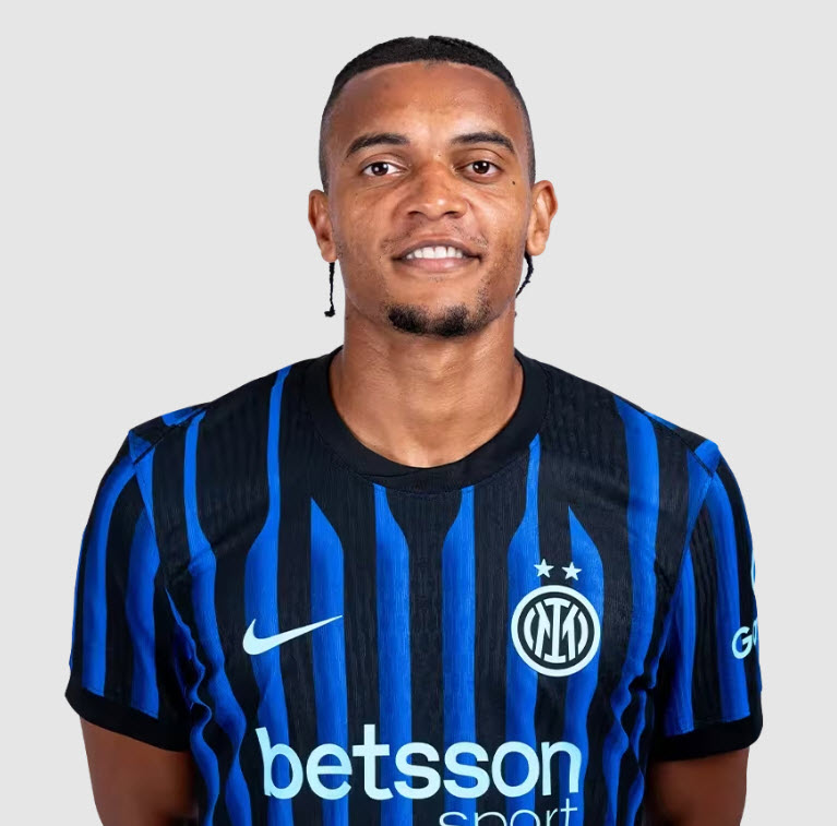 Manuel Akanji