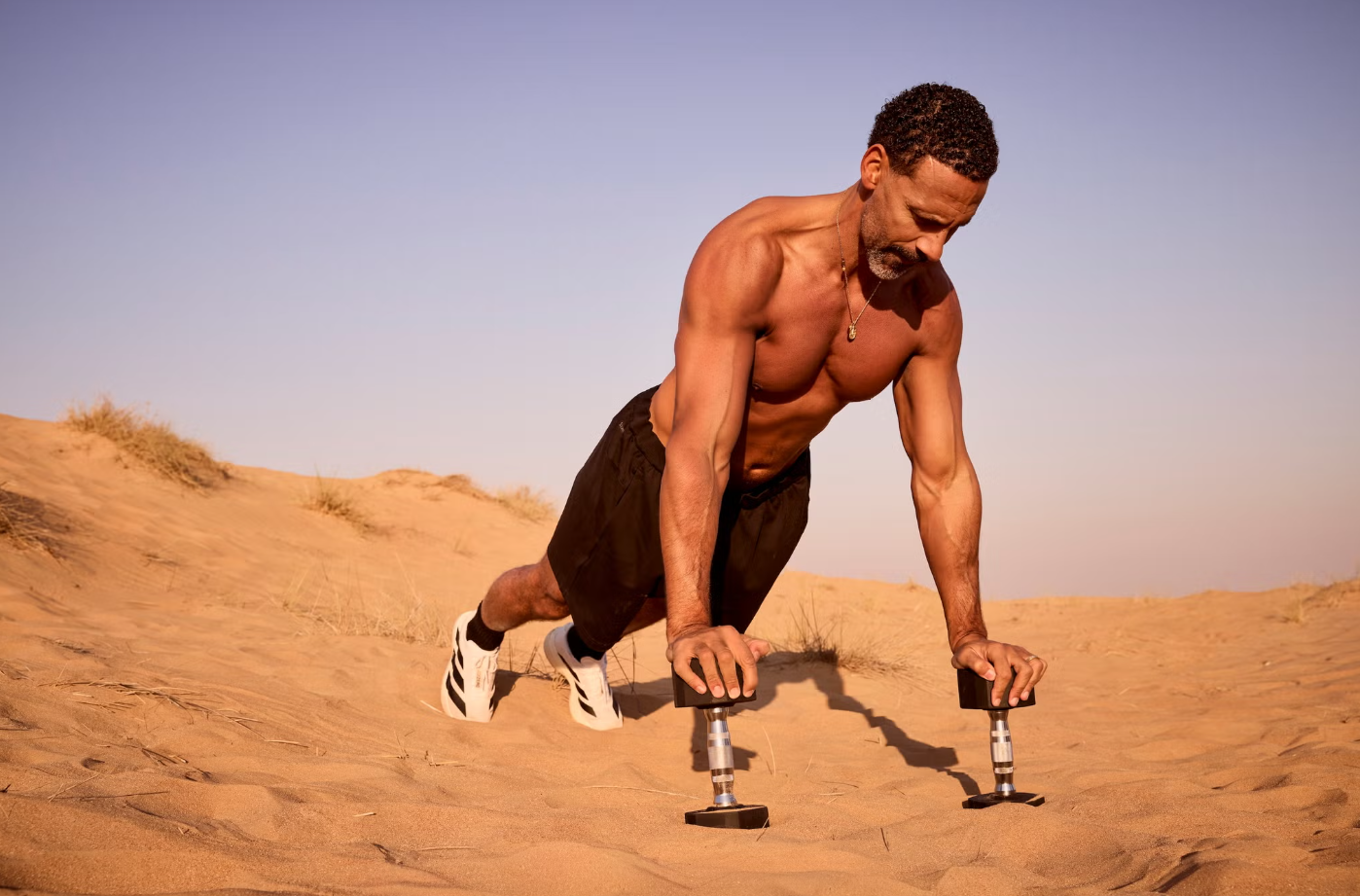 Rio Ferdinand Sau đỉnh cao Man United là cuộc tăng tốc không ngừng nghỉ 4