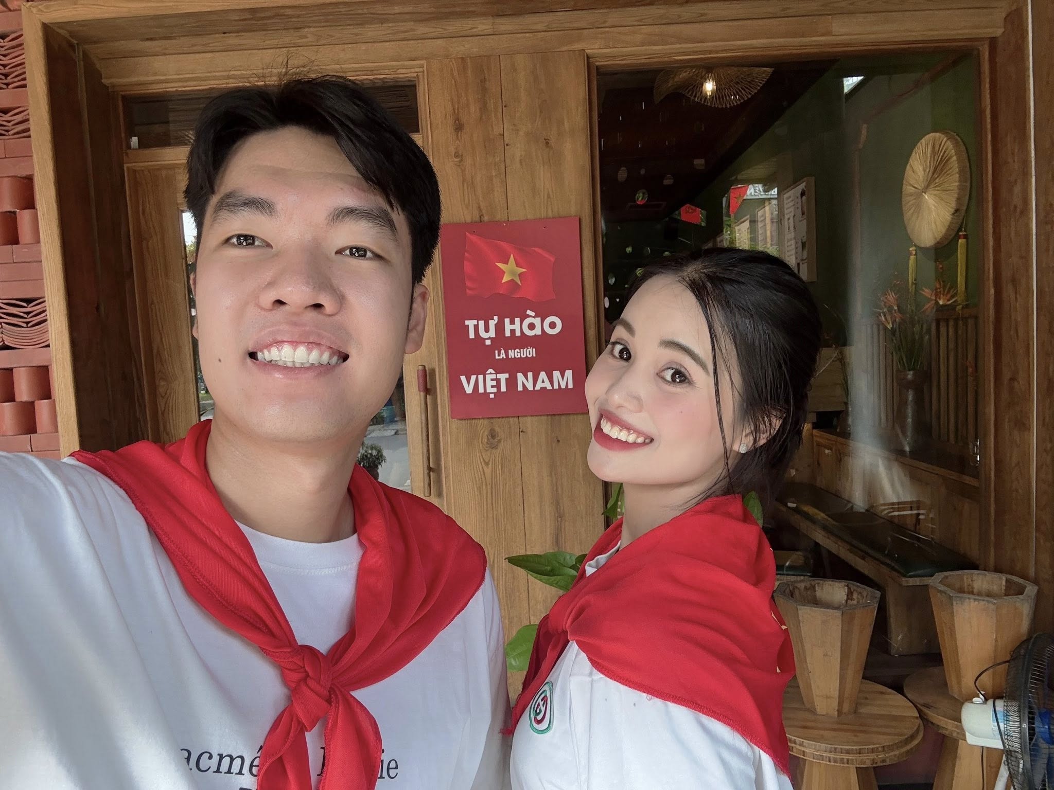 Những câu chuyện tình của làng thể thao Việt Nam 1