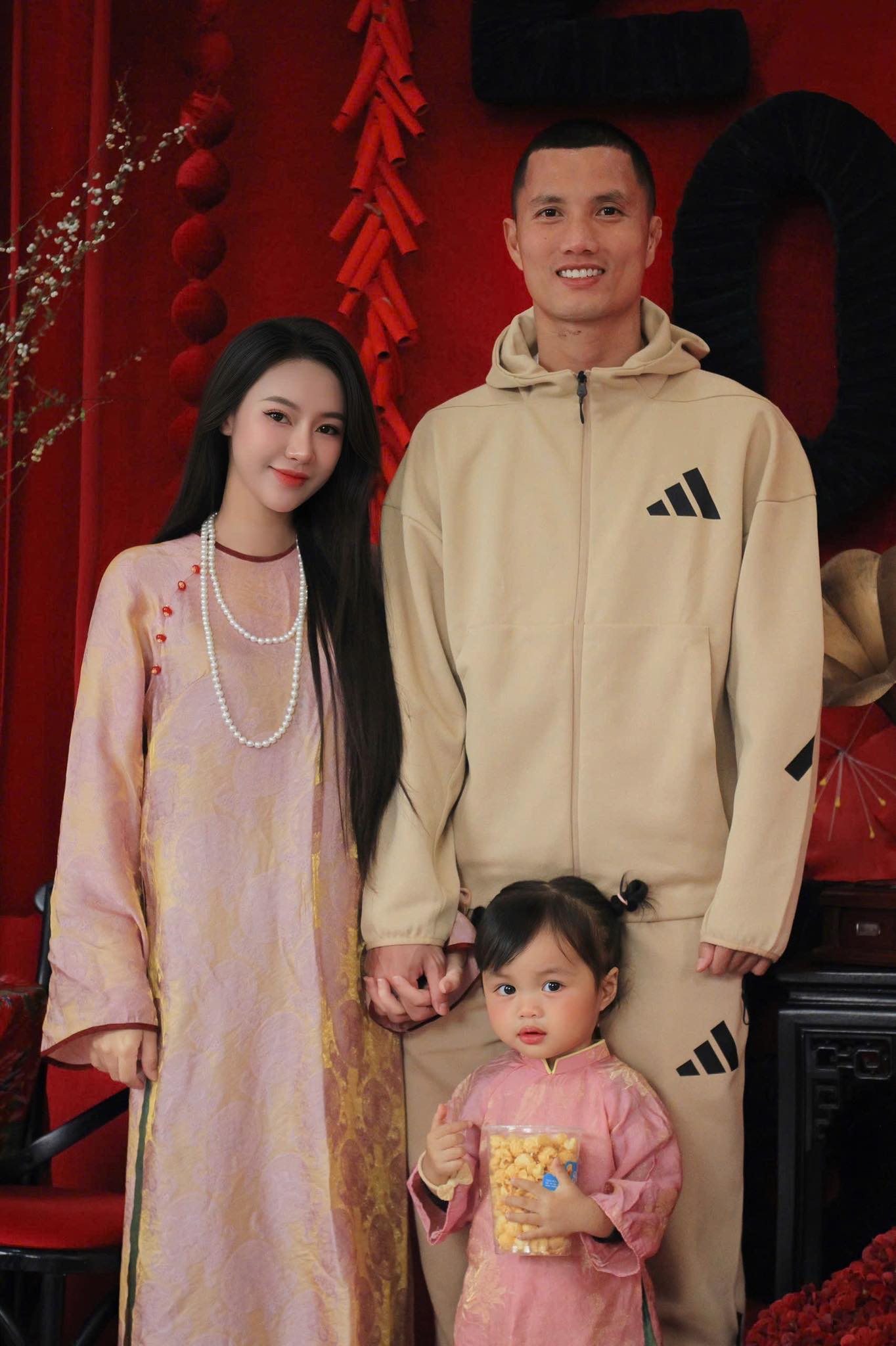 Tuyển thủ Việt Nam sắm đào, du Xuân đón Tết Bính Ngọ 2026 2