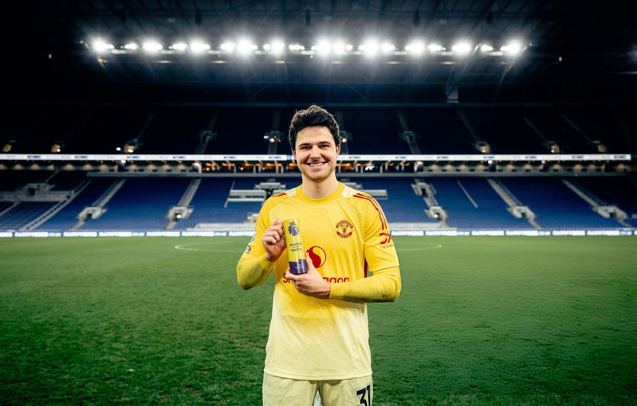 Senne Lammens và quyết định mang tính bước ngoặt của Man Utd 2 Senne Lammens và quyết định mang tính bước ngoặt của Man Utd 2