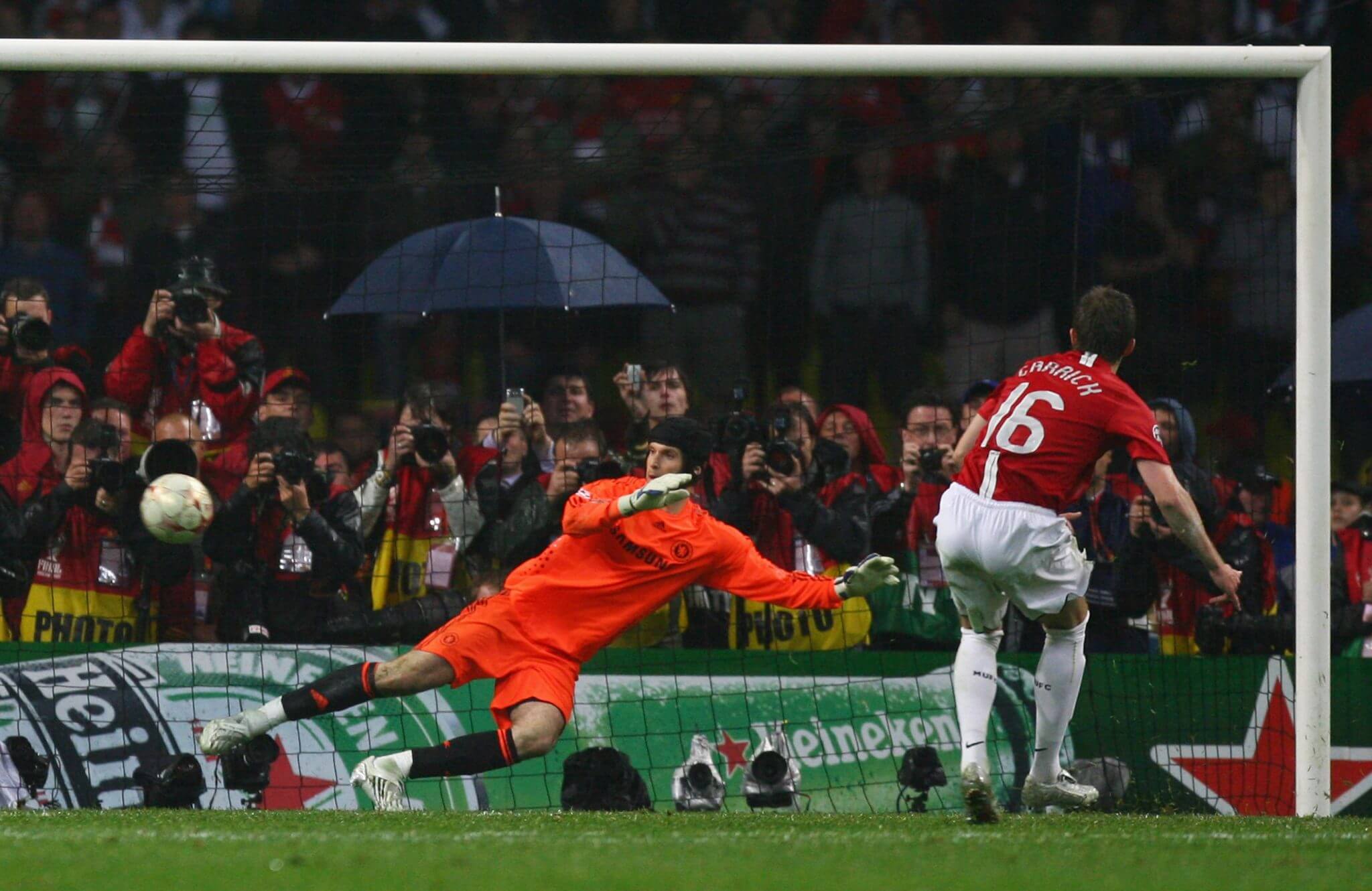 Hành trình của Michael Carrick Từ Newcastle United tới Manchester United 6 Hành trình của Michael Carrick Từ Newcastle United tới Manchester United 6