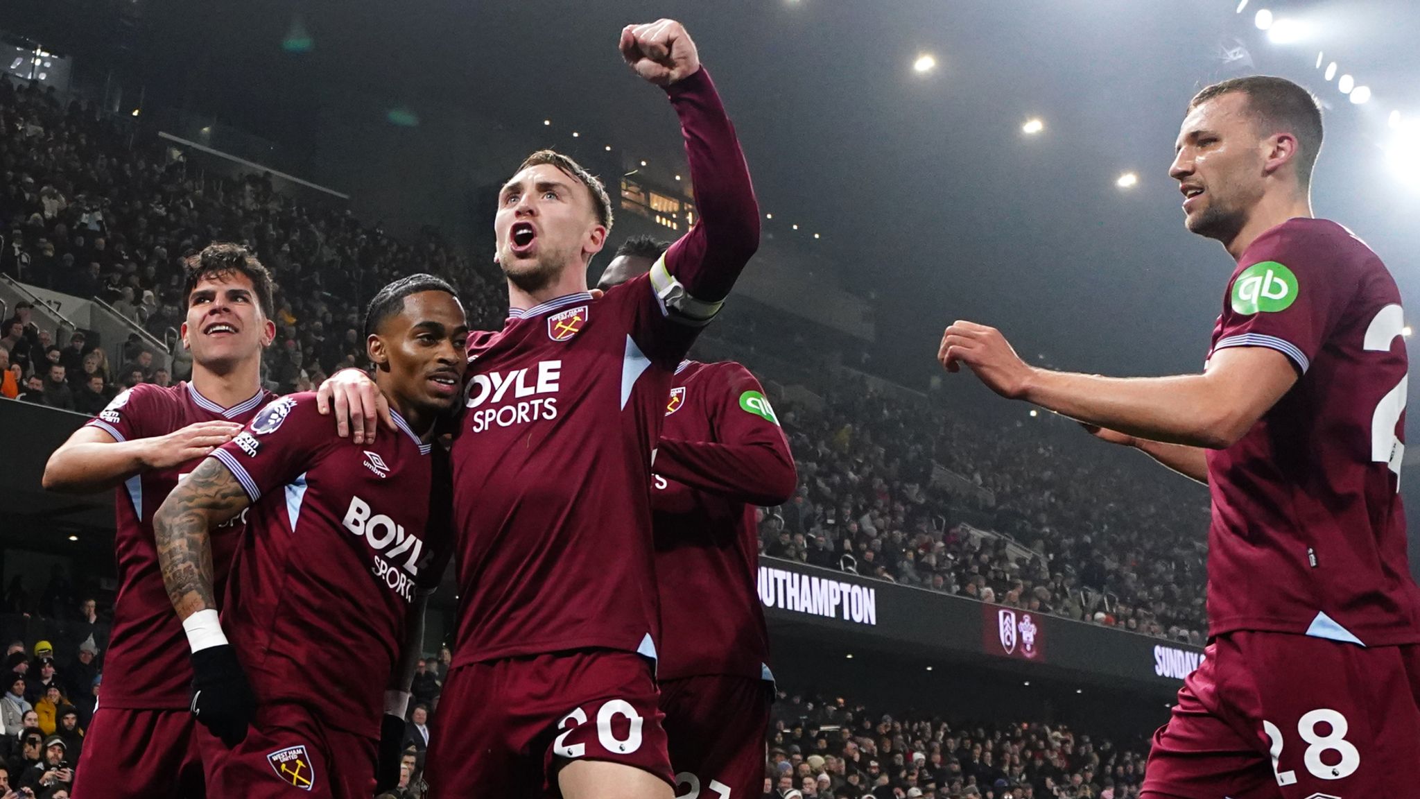 Điều gì đang chờ Tottenham ở phía trước nếu họ xuống hạng 2