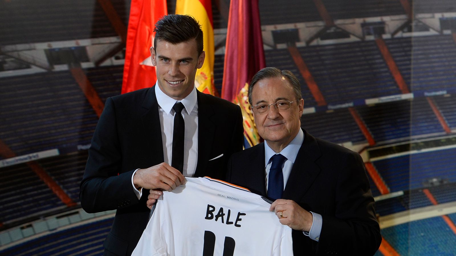 Gareth Bale trên show The Overlap Ở Real Madrid, những người giỏi nhất biết cách chơi bóng cùng nhau! 1