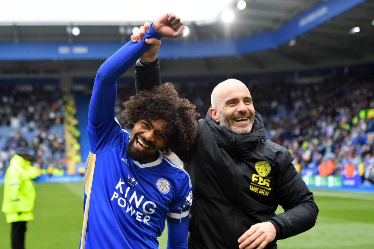 ĐT Bangladesh đã công bố danh sách sơ bộ 38 cầu thủ cho trận giao hữu với ĐT Việt Nam với cái tên đáng chú ý Hamza Choudhury dT Bangladesh da cong bo danh sach so bo 38 cau thu cho tran giao huu voi dT Viet Nam voi cai ten dang chu y Hamza Choudhury