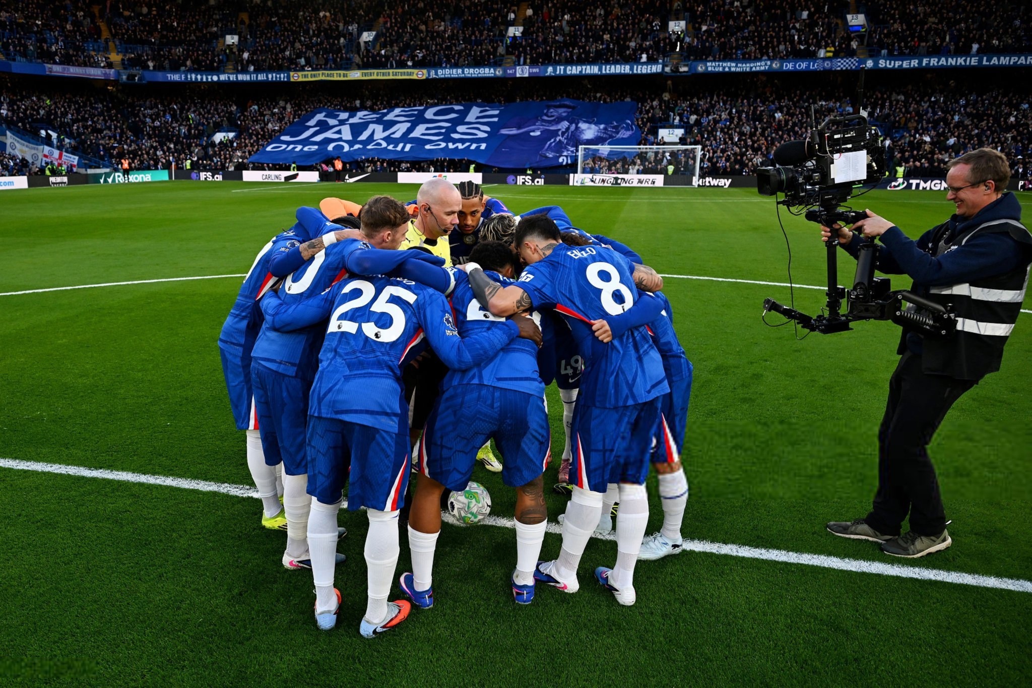 Chelsea có thể lỡ suất dự Champions League, nhưng đừng đổ lỗi cho Rosenior 3