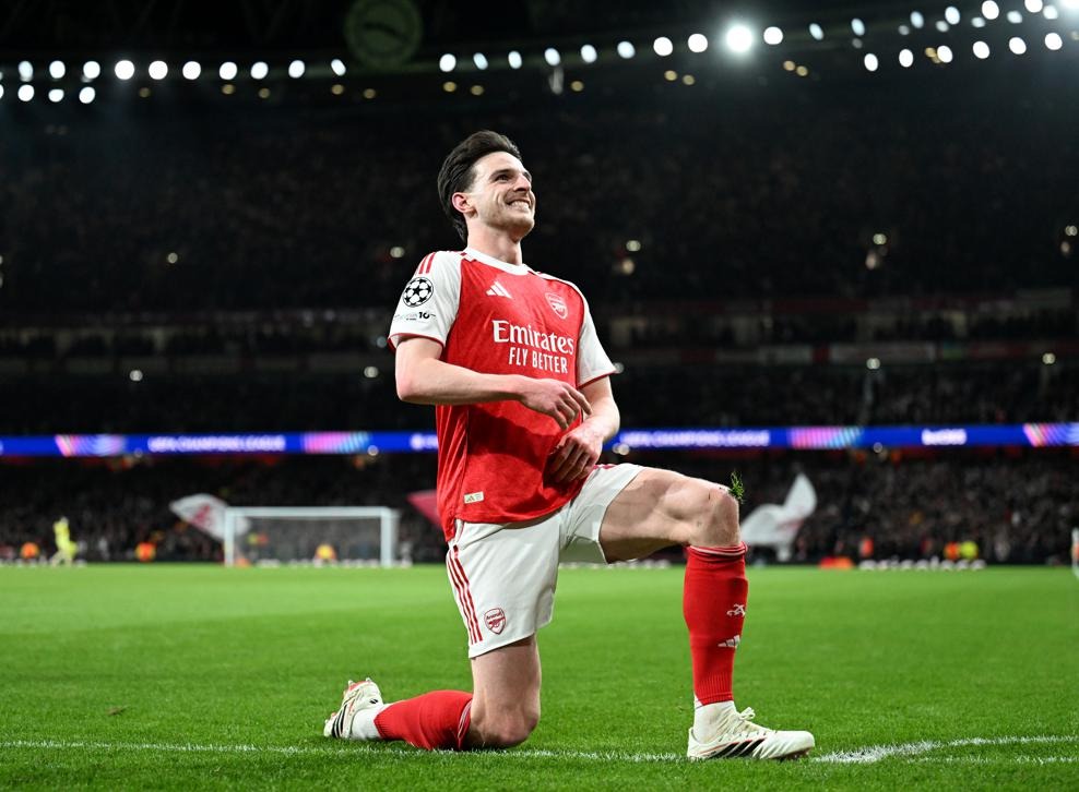 Gọi tên Declan Rice trong đêm Emirates 1