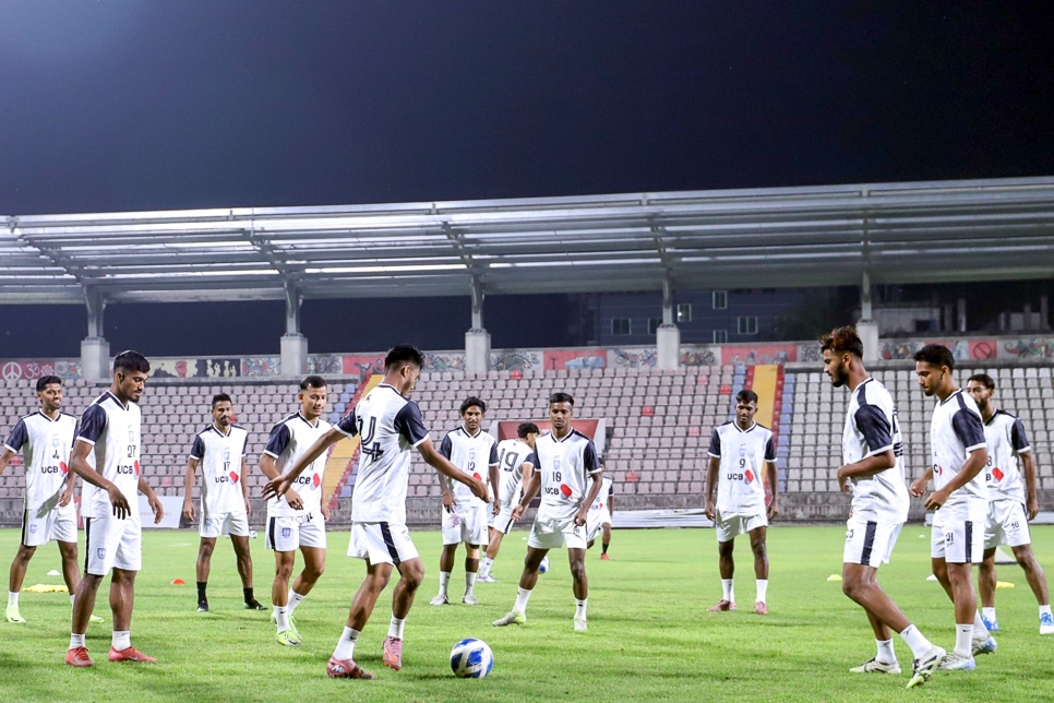 dT Bangladesh sang Ha Noi som 5 ngay truoc tran gap Viet Nam