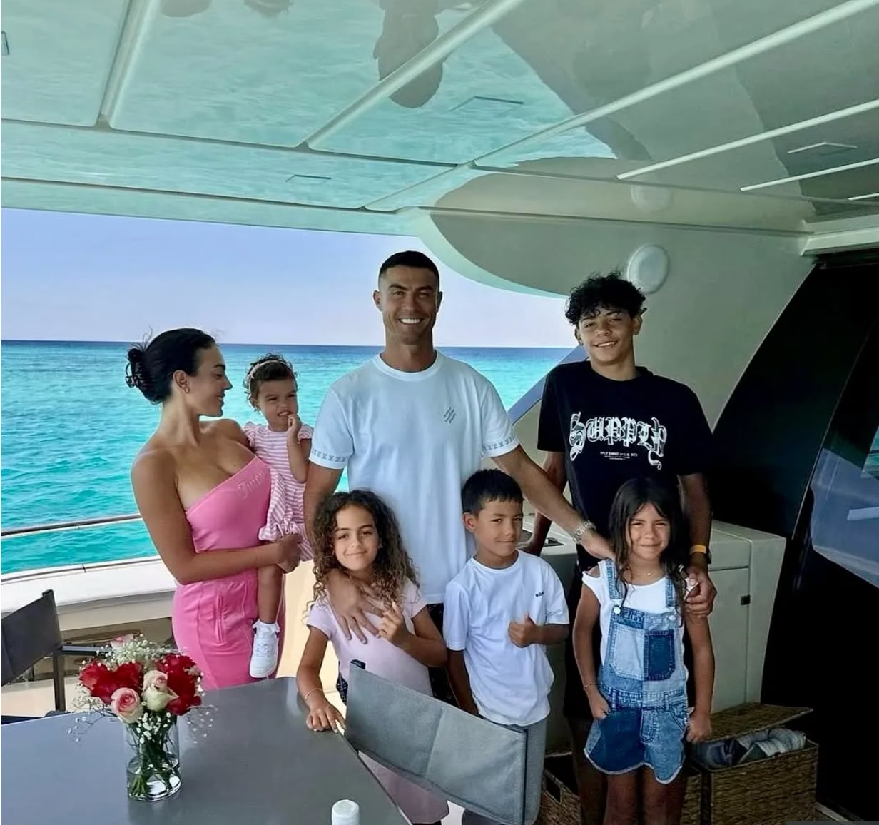 Ronaldo xúc động khi nhắc về người cha quá cố 2