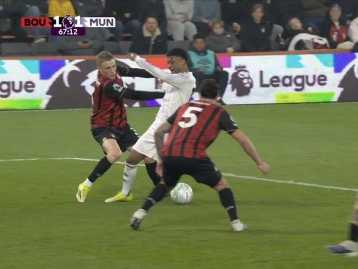 MU mất 11m trước khi Bournemouth gỡ hòa 1