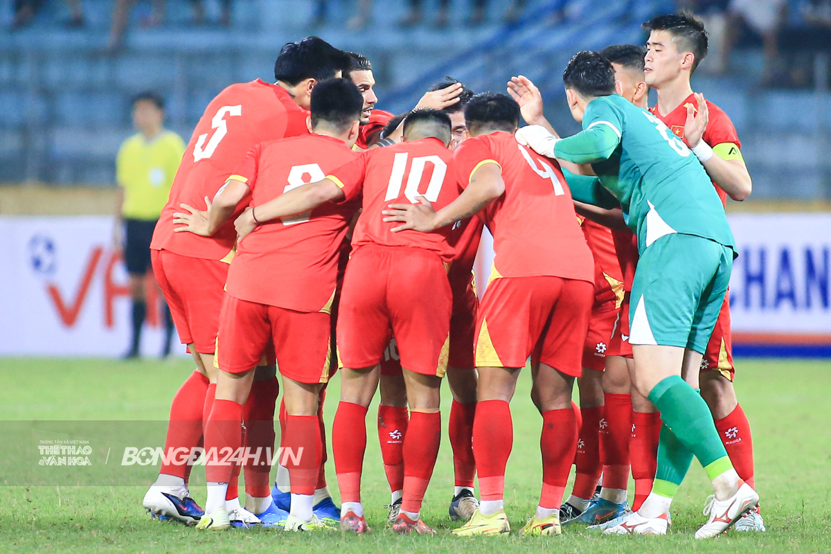 Khi Hoàng Hên vẫn chưa son 6