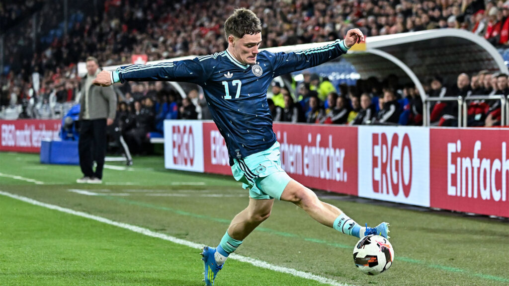 Từ đôi chân Wirtz, tuyển Đức tìm lại niềm tin 2