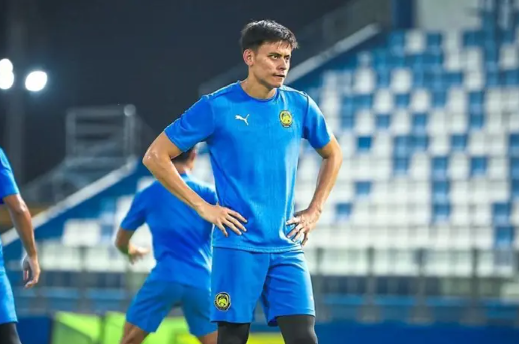 Hau ve Feroz Baharudin