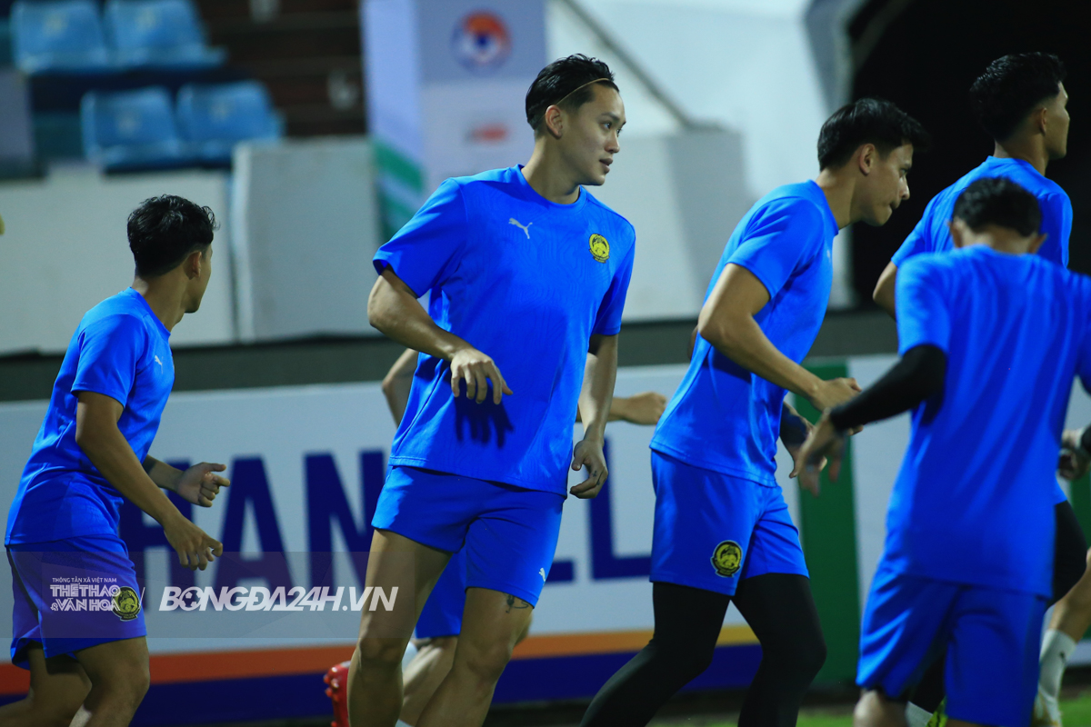 Vị khách bất ngờ trong buổi tập của ĐT Malaysia 1 Vị khách bất ngờ trong buổi tập của ĐT Malaysia 1