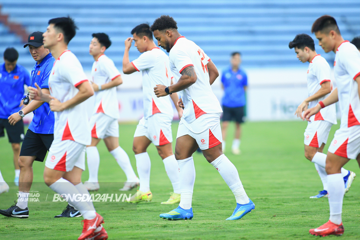 Xuân Son trầm ngâm trong ngày sinh nhật 1