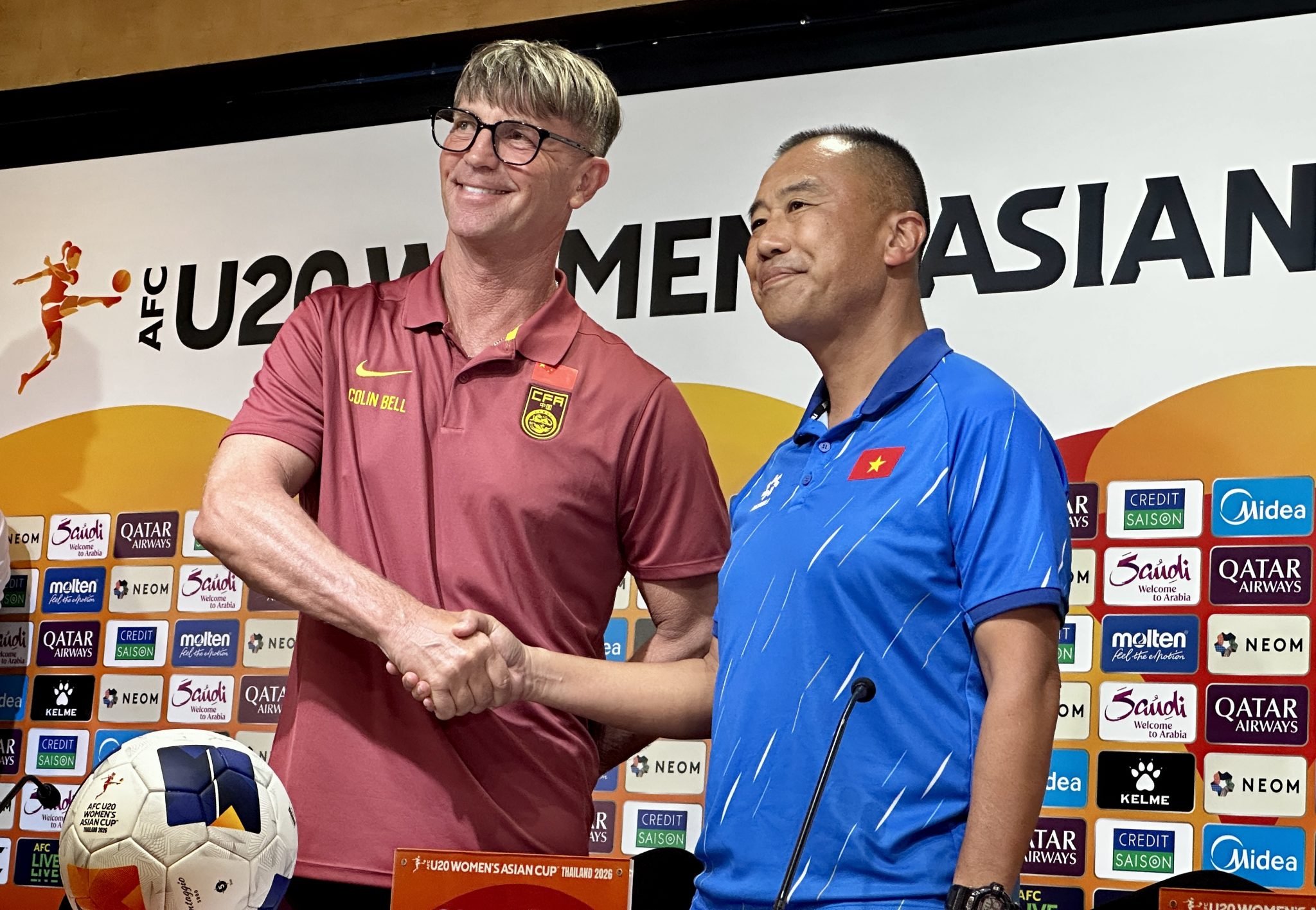 HLV truong doi tuyen U20 nu Viet Nam ong Okiyama Masahiko