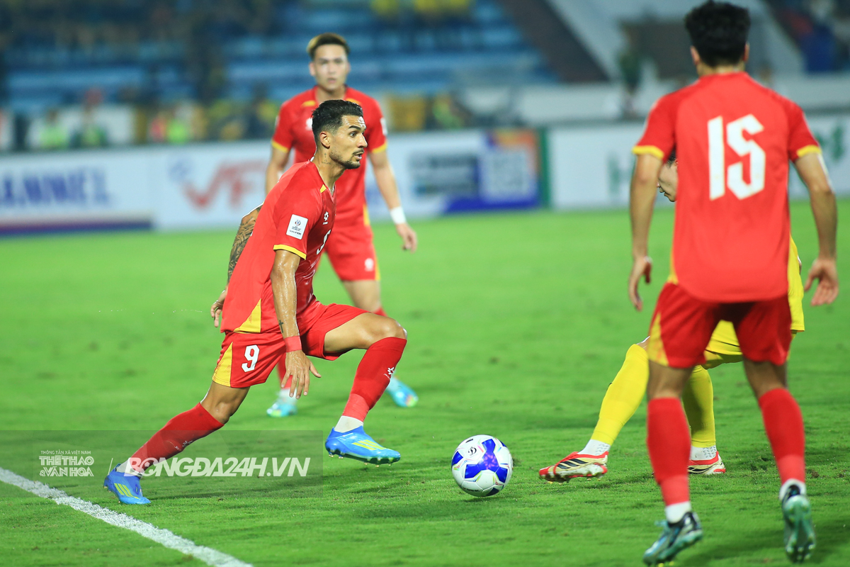 Khác biệt của ĐT Việt Nam 2