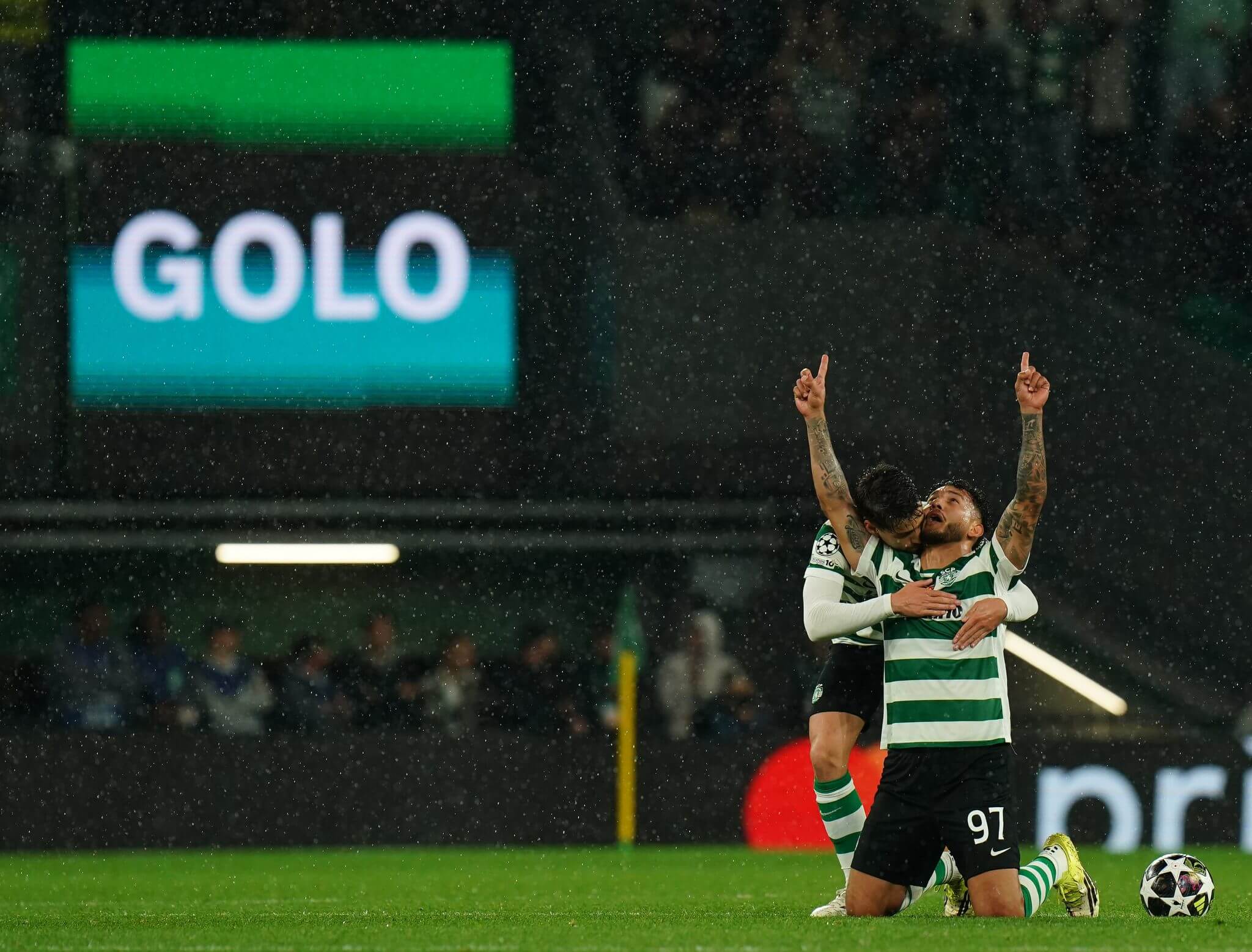 Xếp hạng tám đội vào tứ kết Champions League 202526 Cái tên nào có nhiều cơ hội vào bán kết nhất 1