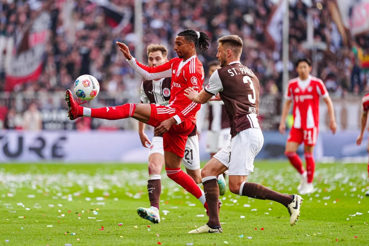 Michael Olise đang là một trong những cầu thủ đáng xem nhất thế giới 1 Michael Olise đang là một trong những cầu thủ đáng xem nhất thế giới 1