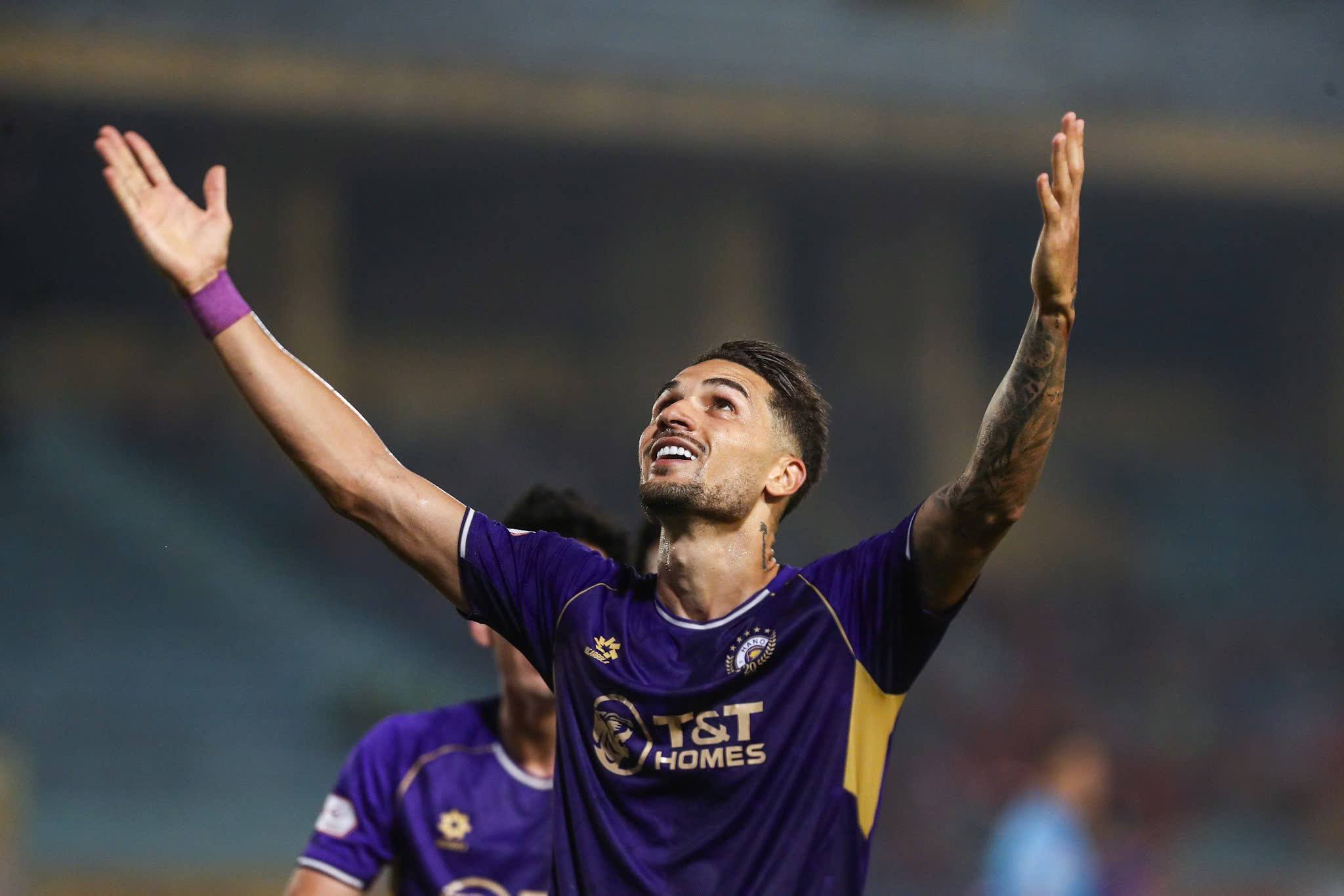 Hoang Hen vs Ha Tinh